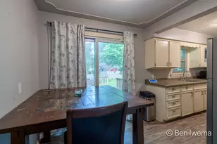 4623 Grantwood Ave SE, Kentwood, MI 49508 - Photo 7