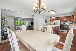 557 Broad Ave, Manistee, MI 49660 - Photo 11