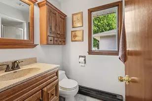 557 Broad Ave, Manistee, MI 49660 - Photo 25