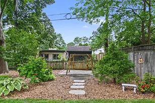 4591 Nakoma Dr, Okemos, MI 48864 - Photo 11