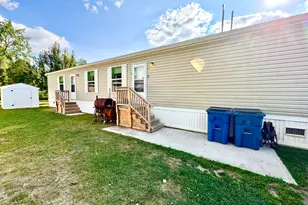 11366 Greenfield Dr, Galesburg, MI 49053 - Photo 3