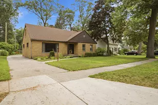 1631 Glen Ave, Muskegon, MI 49441 - Photo 33