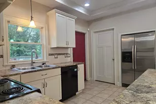 1247 Mc Alister Ave, Benton Harbor, MI 49022 - Photo 5