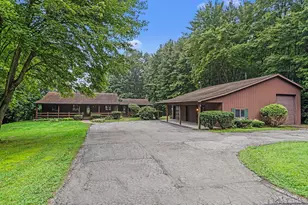 1176 Hamilton Rd, Battle Creek, MI 49017 - Photo 1