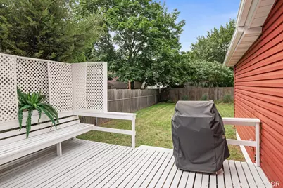 1042 Patton Avenue NW, Grand Rapids, MI 49504 - Photo 9