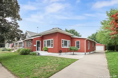 1042 Patton Avenue NW, Grand Rapids, MI 49504 - Photo 1
