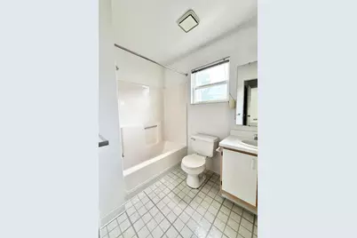 2203 S Huron Parkway S #4, Ann Arbor, MI 48104 - Photo 15