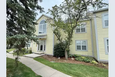 2203 S Huron Parkway S #4, Ann Arbor, MI 48104 - Photo 1
