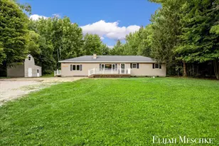 3240 E Riley-Thompson Rd, Twin Lake, MI 49457 - Photo 33