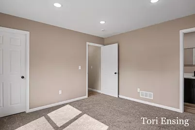 726 N Burgess Street, Greenville, MI 48838 - Photo 9