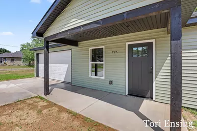 726 N Burgess Street, Greenville, MI 48838 - Photo 3