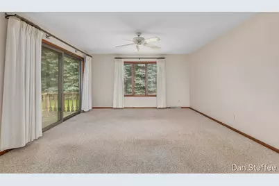 2121 Dewberry Drive NE, Grand Rapids, MI 49505 - Photo 7