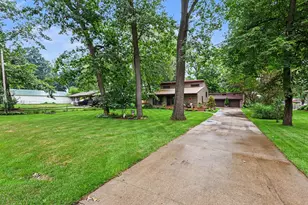 128 Clyde James Dr, Pleasant Lake, MI 49272 - Photo 27