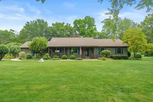 43501 Duane Ln, Paw Paw, MI 49079 - Photo 1