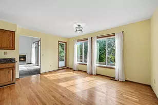 22276 Sheffield Ct, Farmington Hills, MI 48335 - Photo 17