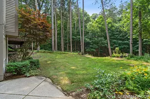 13469 Redbird Ln, Grand Haven, MI 49417 - Photo 11