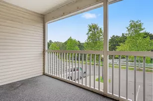 2654 S Knightsbridge Cir, Ann Arbor, MI 48105 - Photo 9