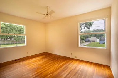 519 Claremont Street, Buchanan, MI 49107 - Photo 13