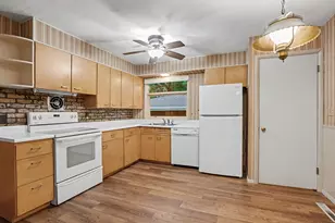 519 Claremont St, Buchanan, MI 49107 - Photo 9