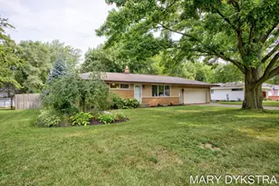 585 Huizenga Ave, Zeeland, MI 49464 - Photo 1
