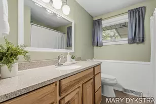 585 Huizenga Ave, Zeeland, MI 49464 - Photo 31