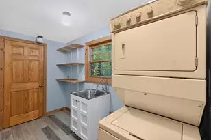 332 Charlestown Colony, Buchanan, MI 49107 - Photo 19
