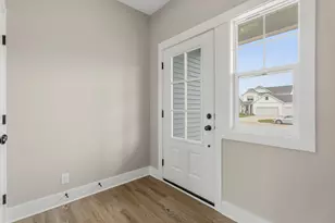 10124 Strawberry Ln, Zeeland, MI 49464 - Photo 3