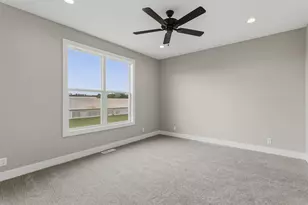 10124 Strawberry Ln, Zeeland, MI 49464 - Photo 25