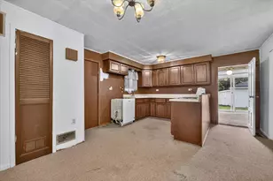 203 Brown St, Durand, MI 48429 - Photo 9