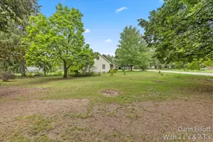 8874 Eastern Ave, Greenville, MI 48838 - Photo 19