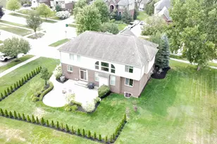 5120 Parkgate Dr, Commerce Township, MI 48382 - Photo 3
