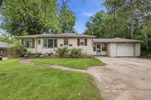1105 52nd St SE, Kentwood, MI 49508 - Photo 1