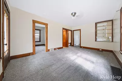 837 E Marshall Street, Hastings, MI 49058 - Photo 11