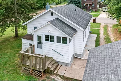837 E Marshall Street, Hastings, MI 49058 - Photo 37