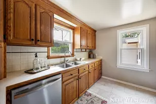 4205 Hillsdale Ave NE, Grand Rapids, MI 49525 - Photo 15