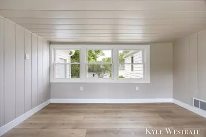 4205 Hillsdale Avenue NE, Grand Rapids, MI 49525 - Photo 29