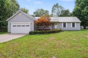 43460 Van Auken Dr, Bangor, MI 49013 - Photo 1