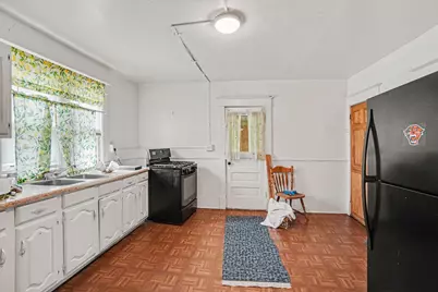 727 NW 6th Street NW, Grand Rapids, MI 49504 - Photo 9