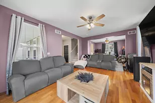 909 Crescent Dr, Monroe, MI 48162 - Photo 5