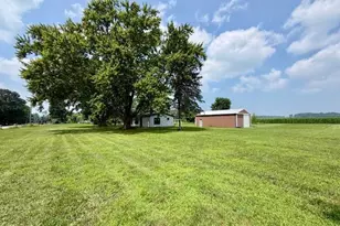 6633 W Forest Lawn Rd, Three Oaks, MI 49128 - Photo 9