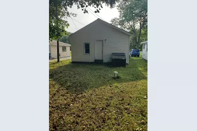 431 N Crystal Avenue, Benton Harbor, MI 49022 - Photo 3