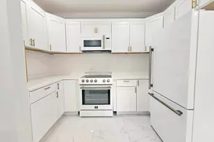 19000 Chandler Park Dr, Detroit, MI 48236 - Photo 5