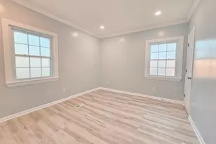 19000 Chandler Park Dr, Detroit, MI 48236 - Photo 11