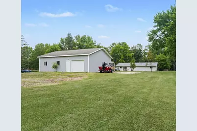 441 Moccasin Street, Buchanan, MI 49107 - Photo 37