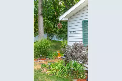 9728 Lakeview Drive, Jerome, MI 49249 - Photo 7