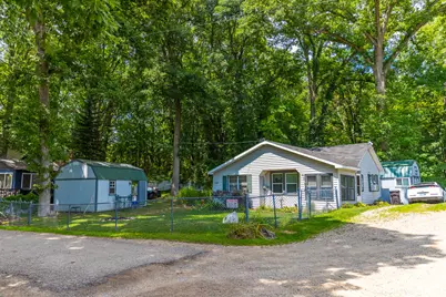 9728 Lakeview Drive, Jerome, MI 49249 - Photo 3