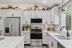919 Armintrout Rdg Ct, Allegan, MI 49010 - Photo 13