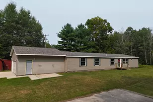 15766 Makinen Rd, Kaleva, MI 49645 - Photo 9