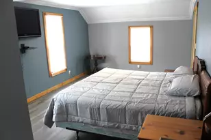 208 Jay St, Saint Charles, MI 48655 - Photo 25