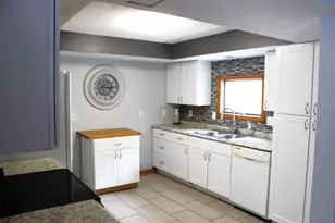 208 Jay St, Saint Charles, MI 48655 - Photo 13